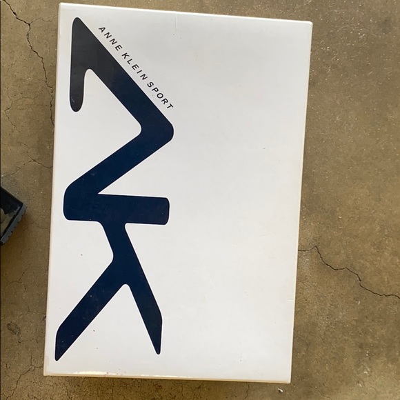 Shoes Anne Klein - Picture 5 of 5